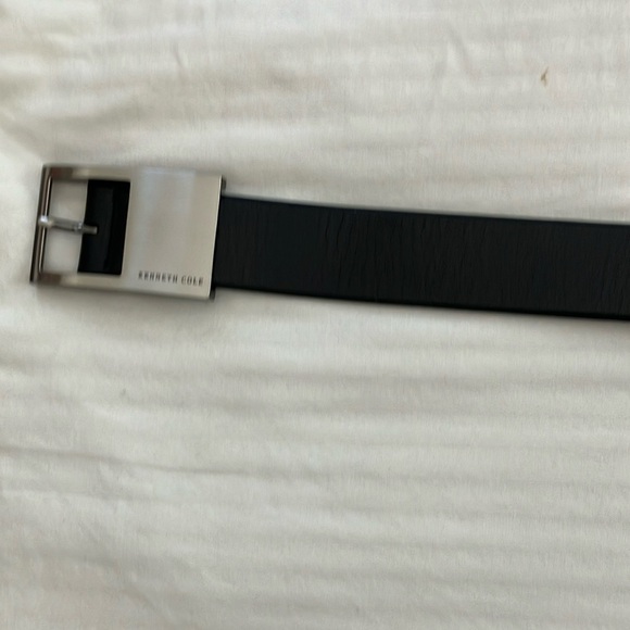 Kenneth Cole Black Leather Belt with Silver Buckle - Picture 7 of 14